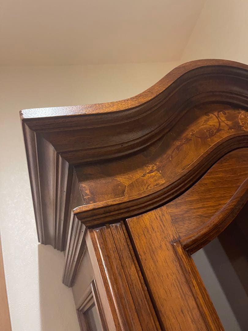 ヴィンテージ　イタリア製　飾り棚　アンティーク　レトロ