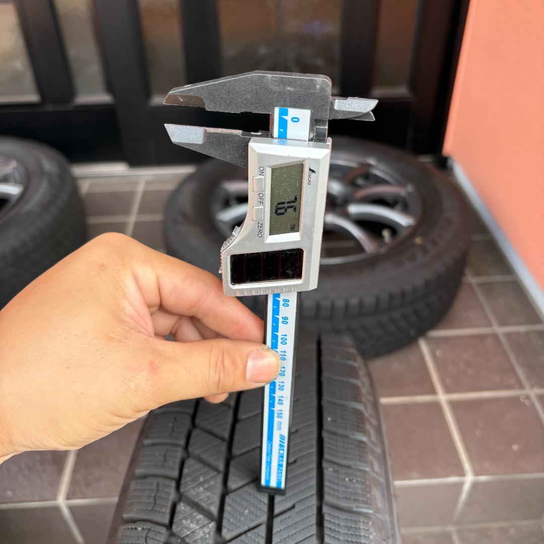 【年末年始セール】スタッドレス　vrx3　タイヤ・ホイール４本セット