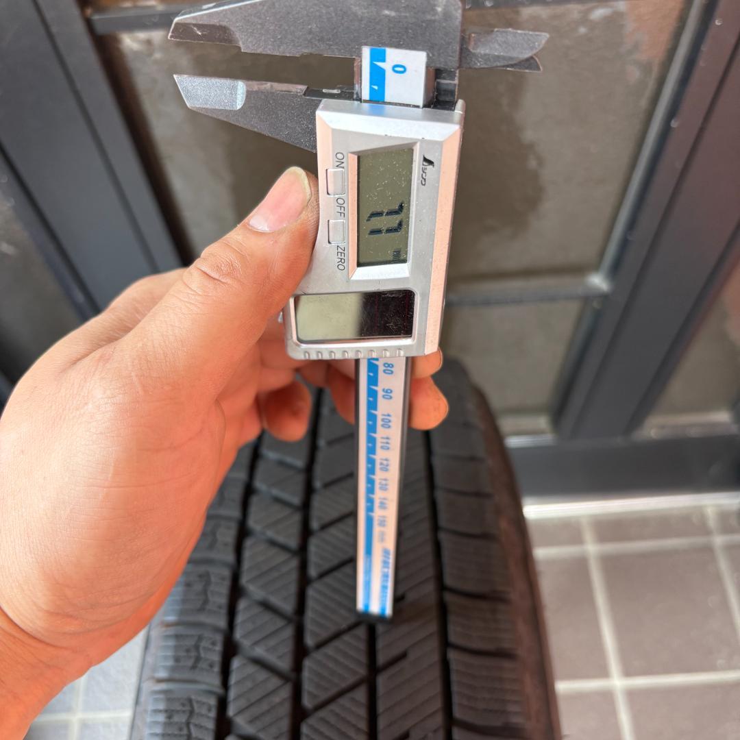 【年末年始セール】スタッドレス　vrx3　タイヤ・ホイール４本セット