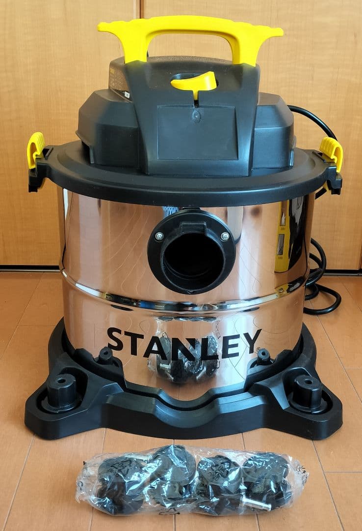 付属品全て未使用　乾湿両用 バキュームクリーナー 集塵機STANLEY 掃除機