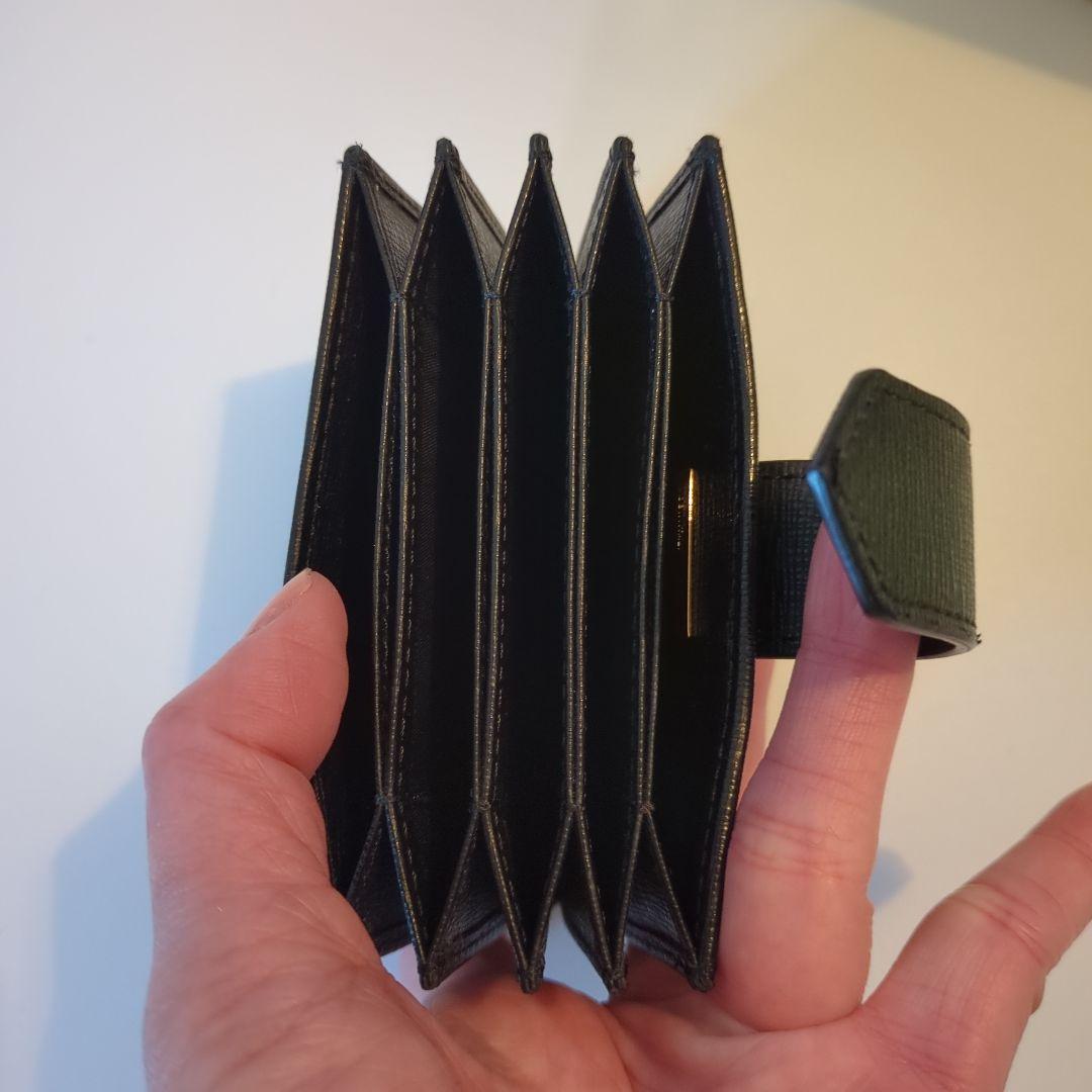 FENDI 名刺入れ 黒 箱付き