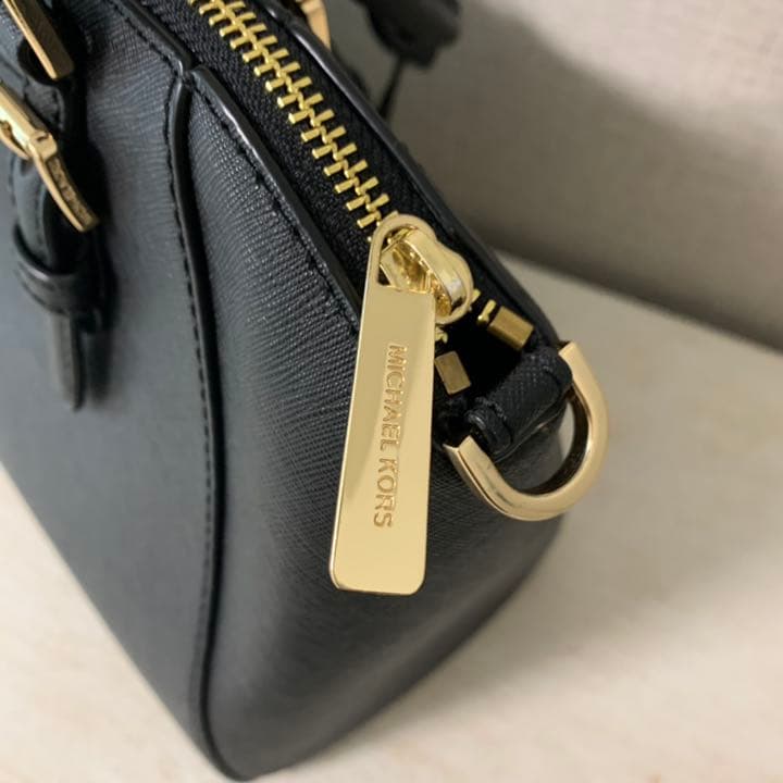 期間限定出品◆マイケルコース CIARA ラージ トップジップ サッチェル