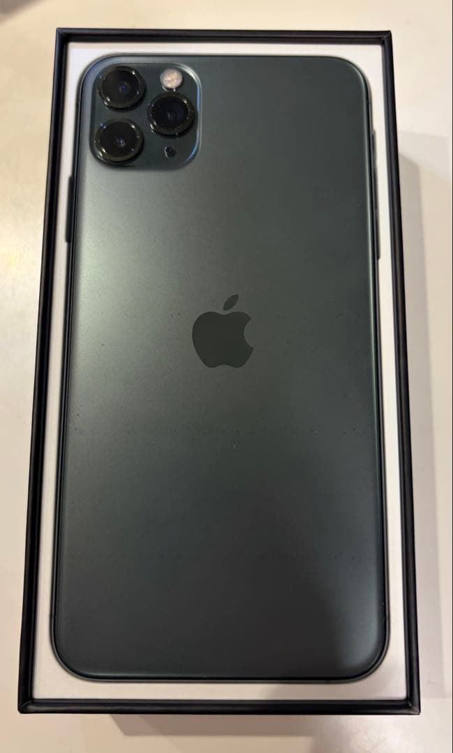 Apple iPhone 11 Pro Max 256GB ミッドナイトグリーン