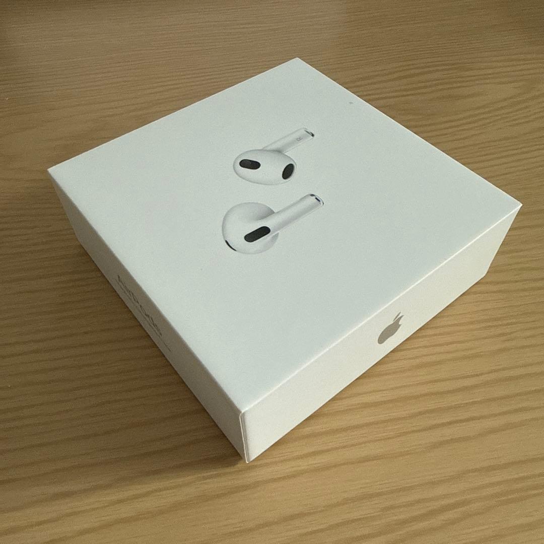 AirPods 3 Lightningタイプ
