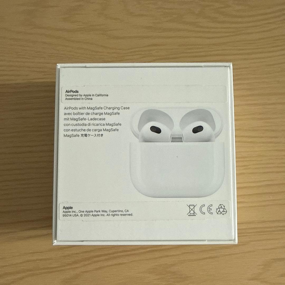AirPods 3 Lightningタイプ
