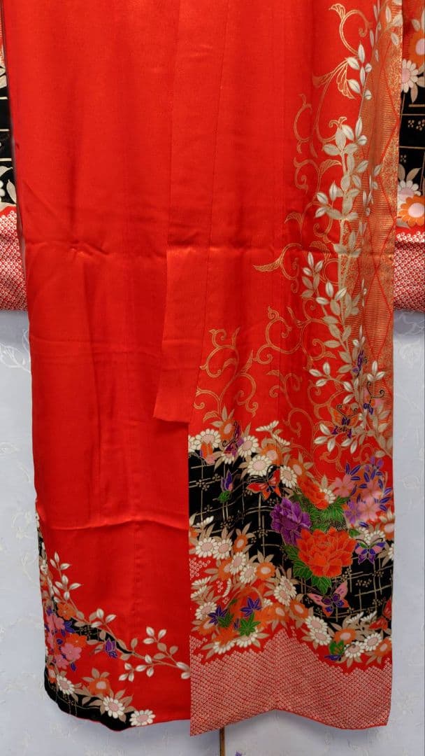 RK548子供着物7歳前後用着丈132センチ裄丈52センチ正絹綺麗美品