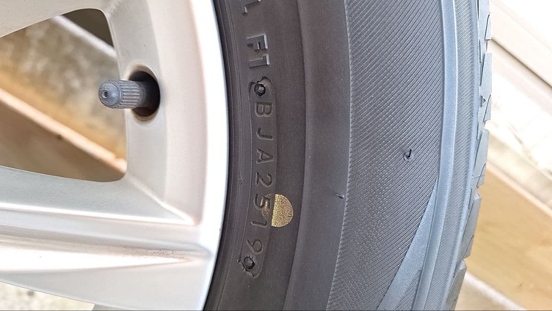 【wataru】VWシャランDBA-7NCZD 純正16アルミ+タイヤ