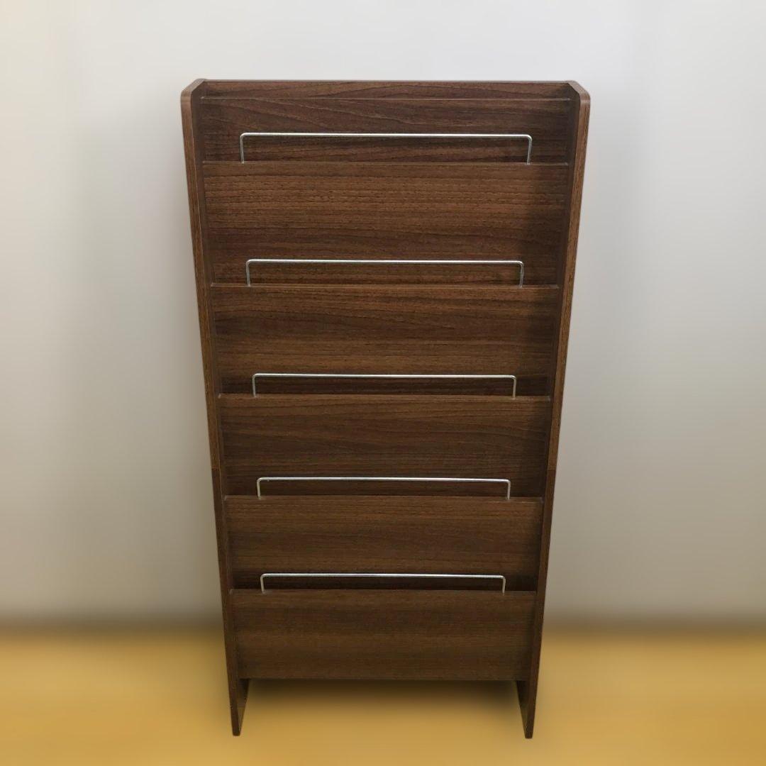 送料無料 木製 マガジンラック 5段 雑誌収納 絵本スタンド251130