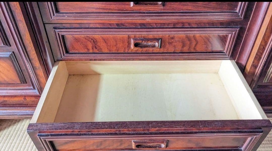 サイドチェスト アンティーク家具　断捨離　コレクション整理