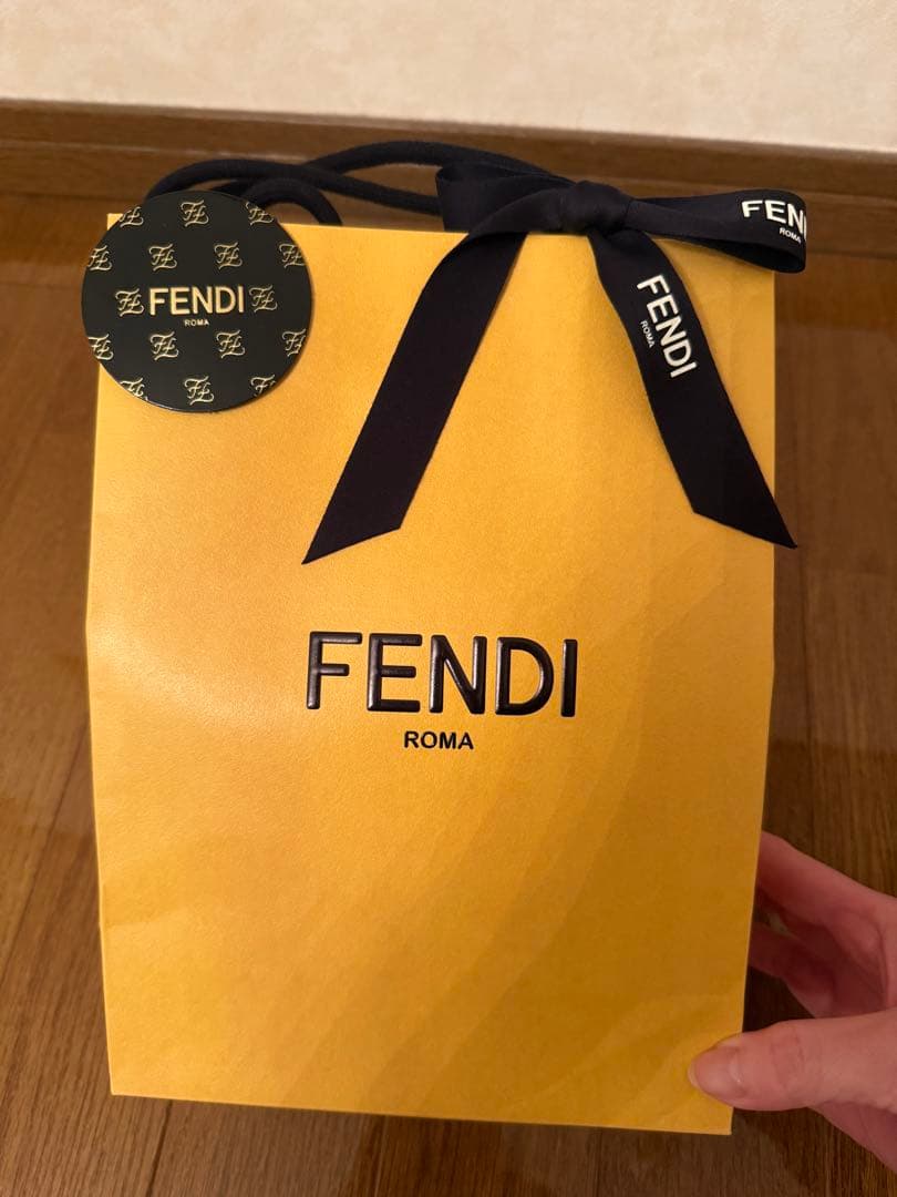 【よし】Fendi オーロックチャーム シルバー　キーリング