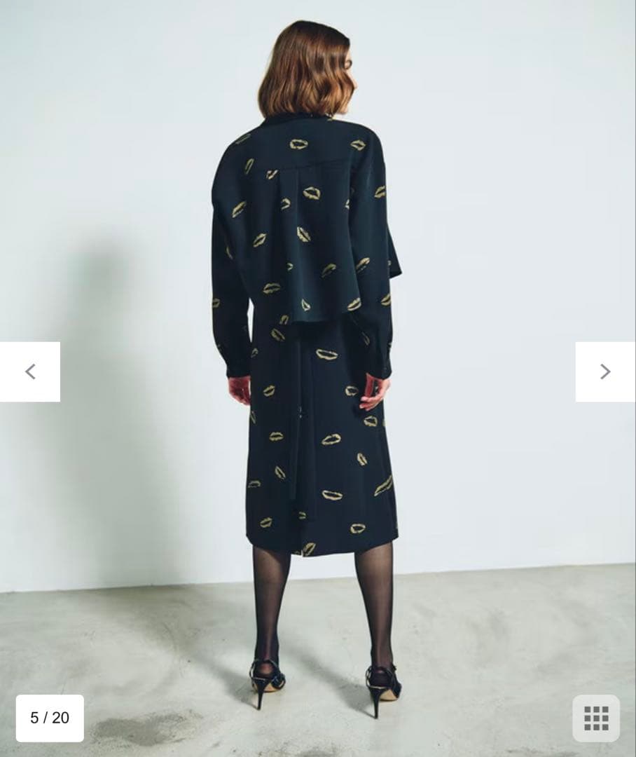 グレースコンチネンタル　シャツ　ブラック　リップ柄