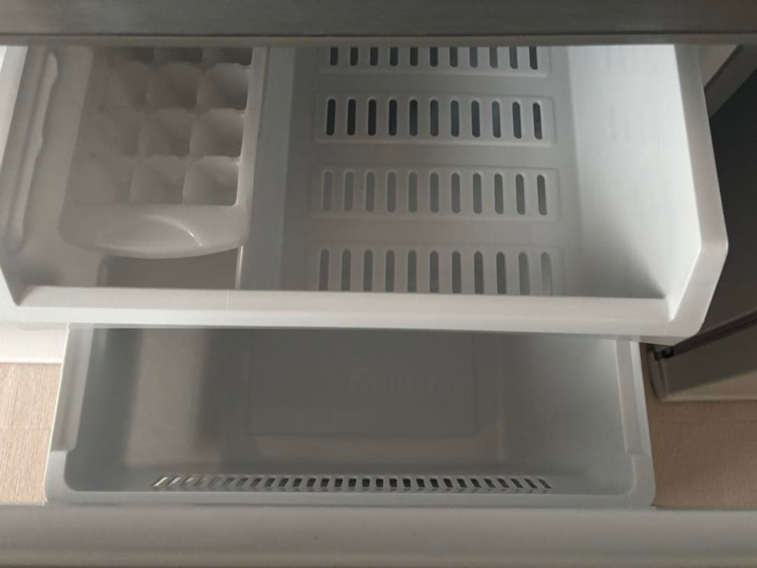 冷蔵庫 aquq aqr-13j（s） 単身用冷蔵庫 一人暮らし用 2020年製