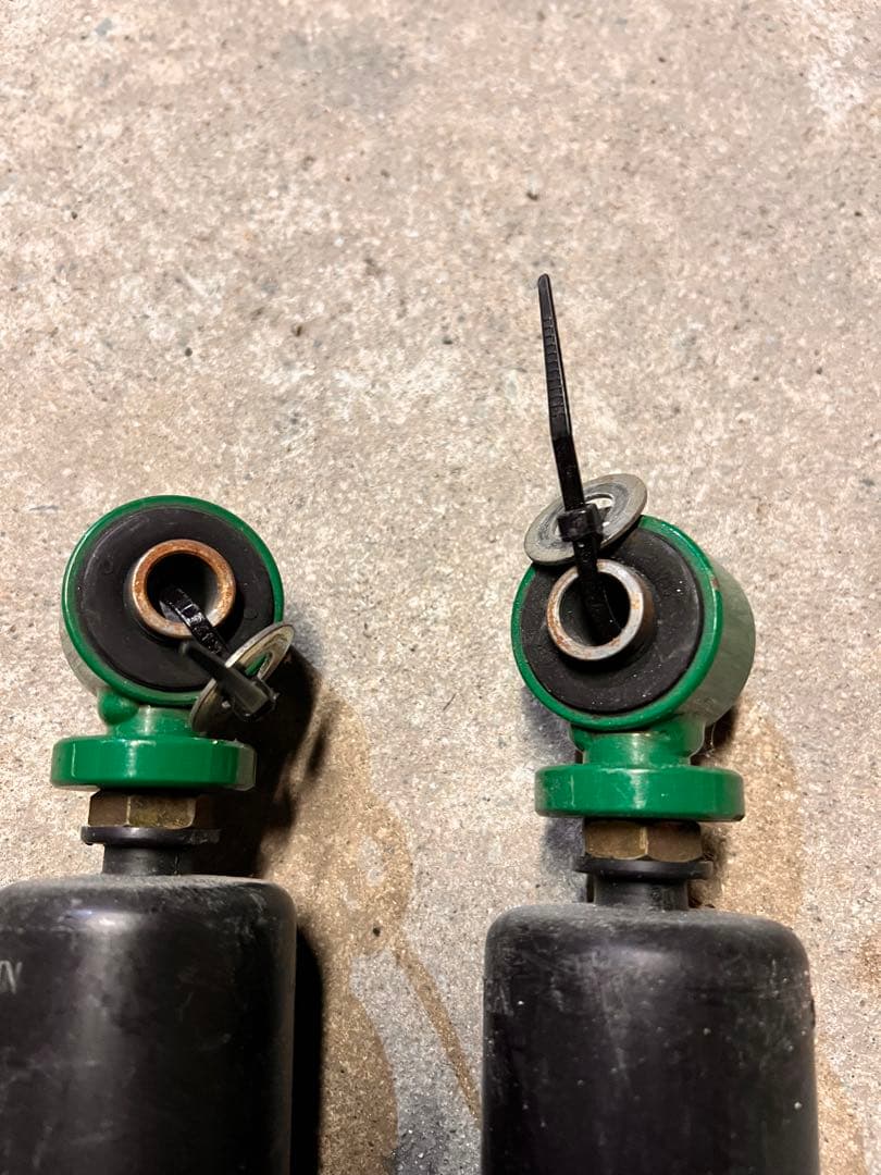 アトレー 300系　TEIN STREET BASIS リアショックとリアバネ