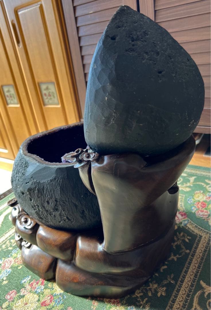 ✨超希少✨　最強パワーストーン　逸品一点物　ペア濃紫水晶ドーム　台座付き