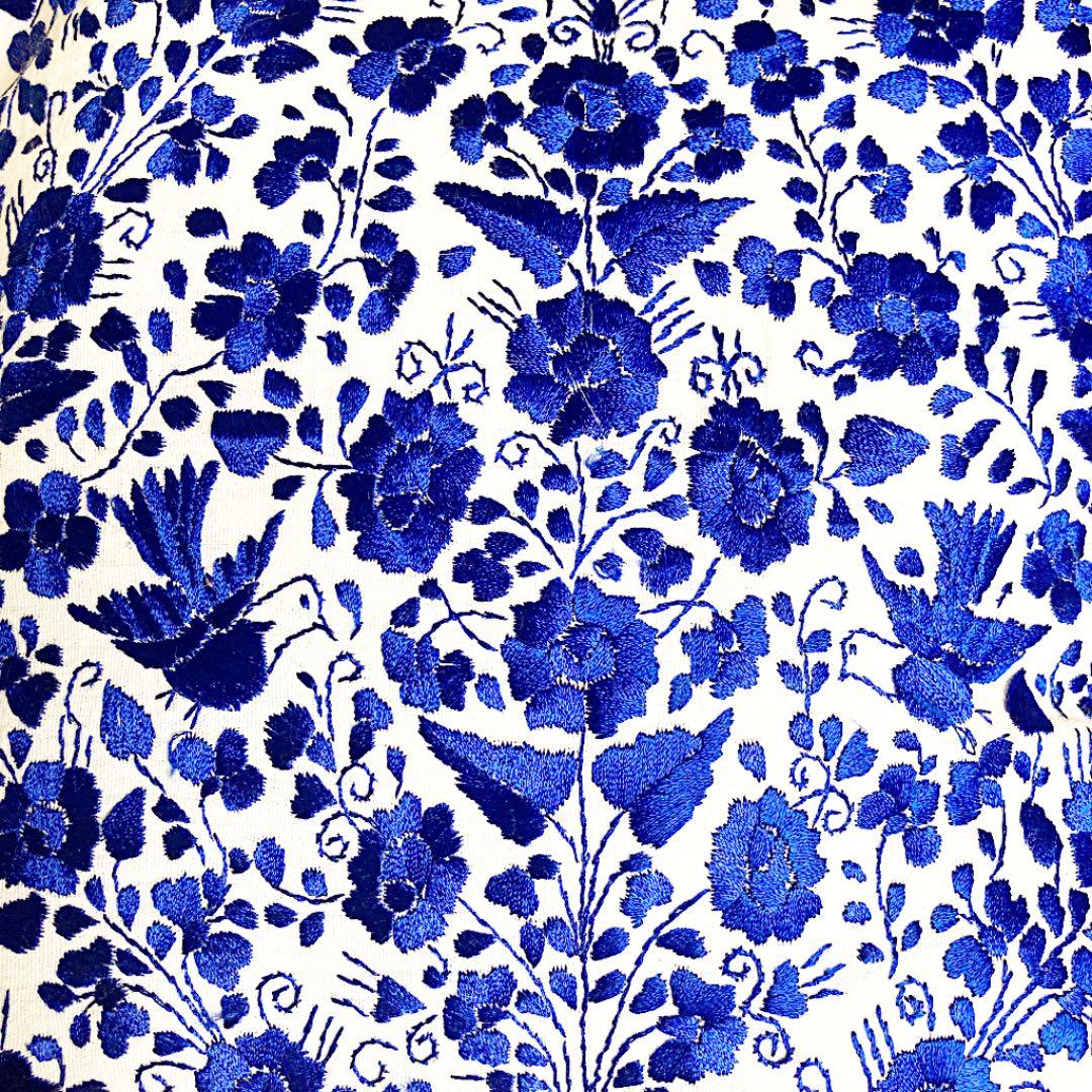 新品＊クッションカバー＊メキシコ刺繍＊ブルー×ホワイト＊メキシコ雑貨