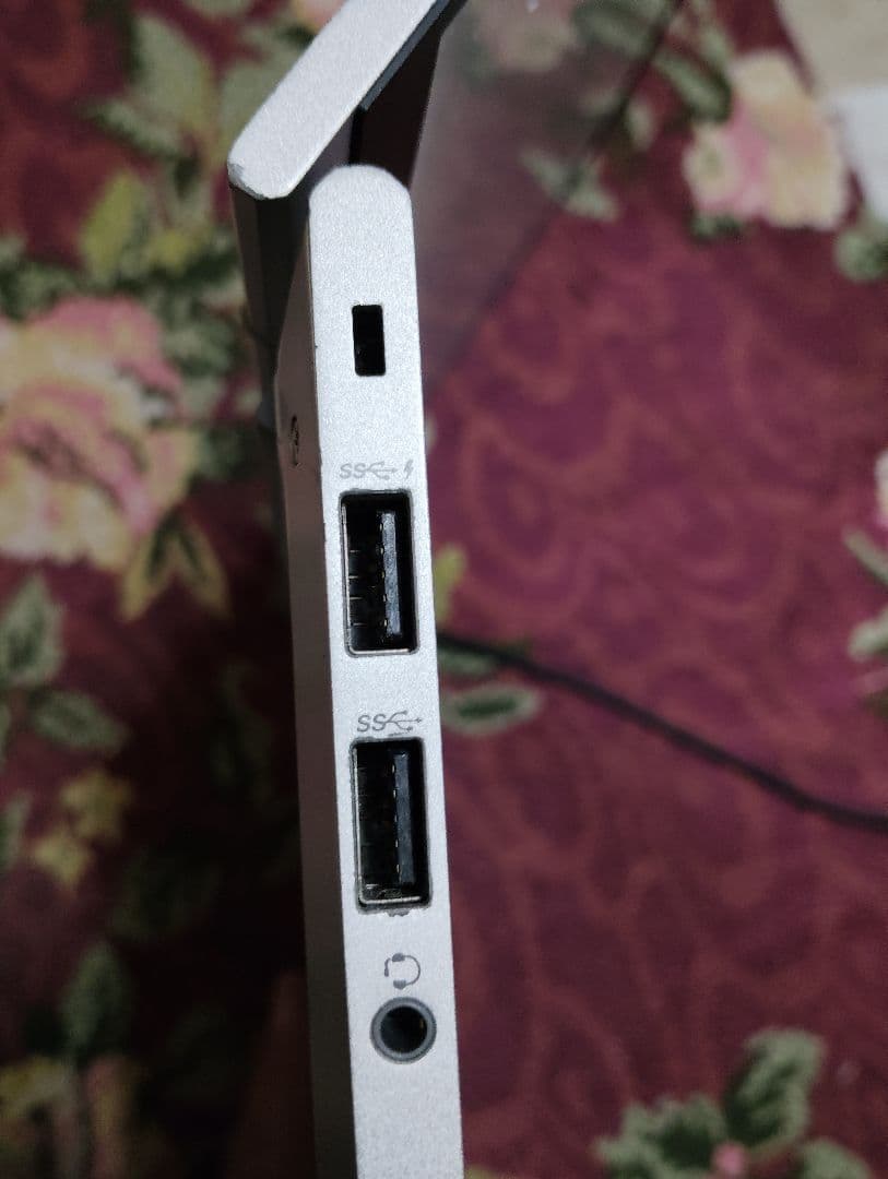 HP EliteBook 840 G8 Aero ノートPC