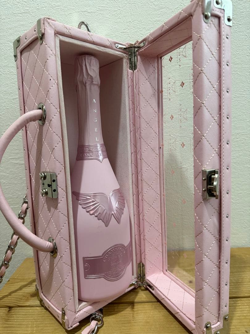 エンジェル ドゥミセック ロゼ ピンク シャンパン　鍵あり　美品　新品未開封