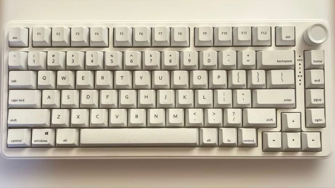 AIM1 瞬 MATATAKI ゲーミングキーボード「英語配列」