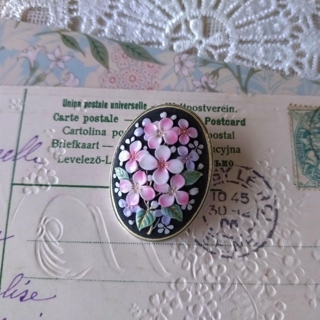 日本製ヴィンテージ　俊兼　トシカネ　有田焼　焼き物　あじさい　紫陽花　ブローチ