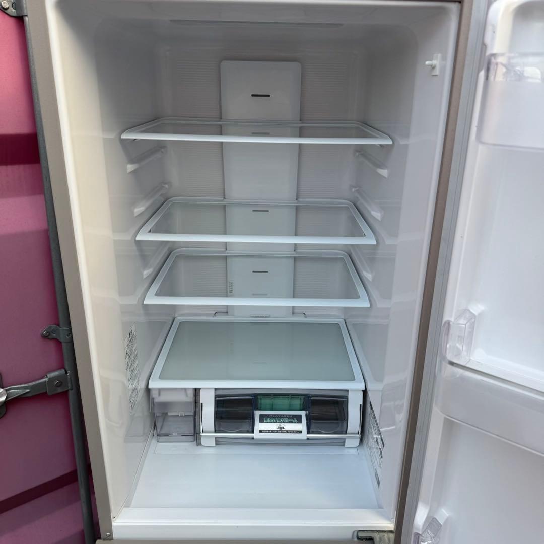 83⭐️2017年製★日立　冷蔵庫　自動製氷　大型　3ドア　315L