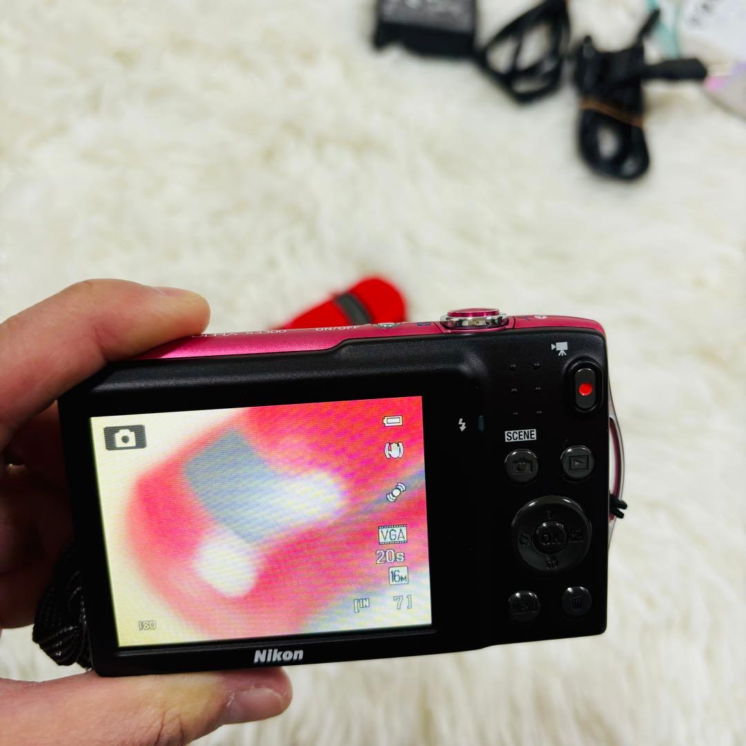【美品】Nikon COOLPIX S3300 ストロベリーピンク