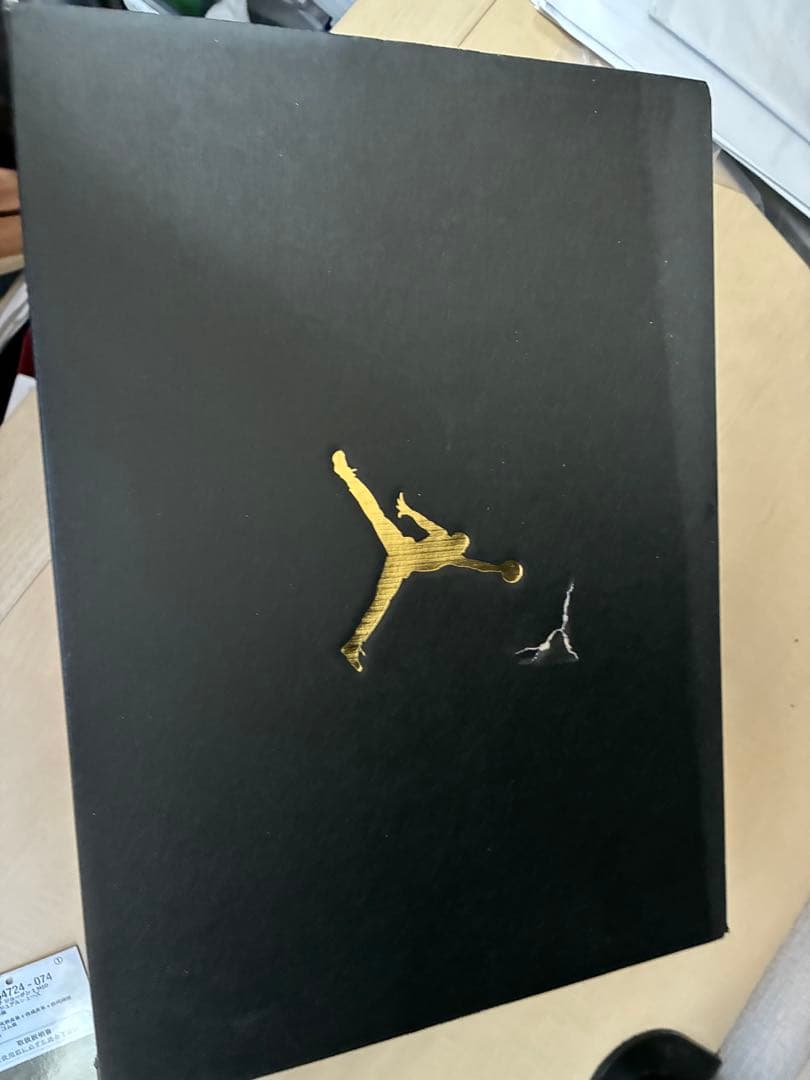 エアジョーダン Midシューズ 赤黒