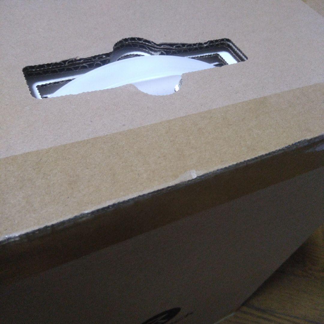 roborock ロボット掃除機 QTT ホワイトです本日限定23800円です