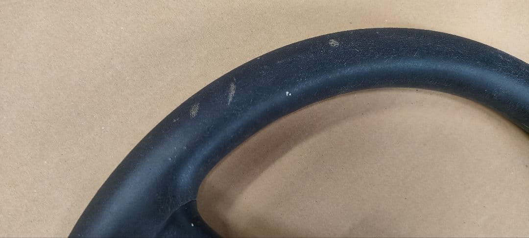 MOMO 　ポルシェデザイン　ステアリング