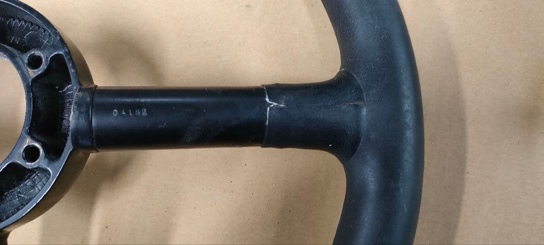 MOMO 　ポルシェデザイン　ステアリング