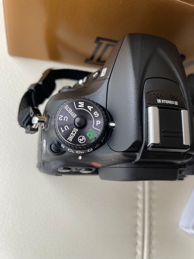 美品！ニコン Nikon D7200 ボディ デジタル一眼レフカメラ 元箱付