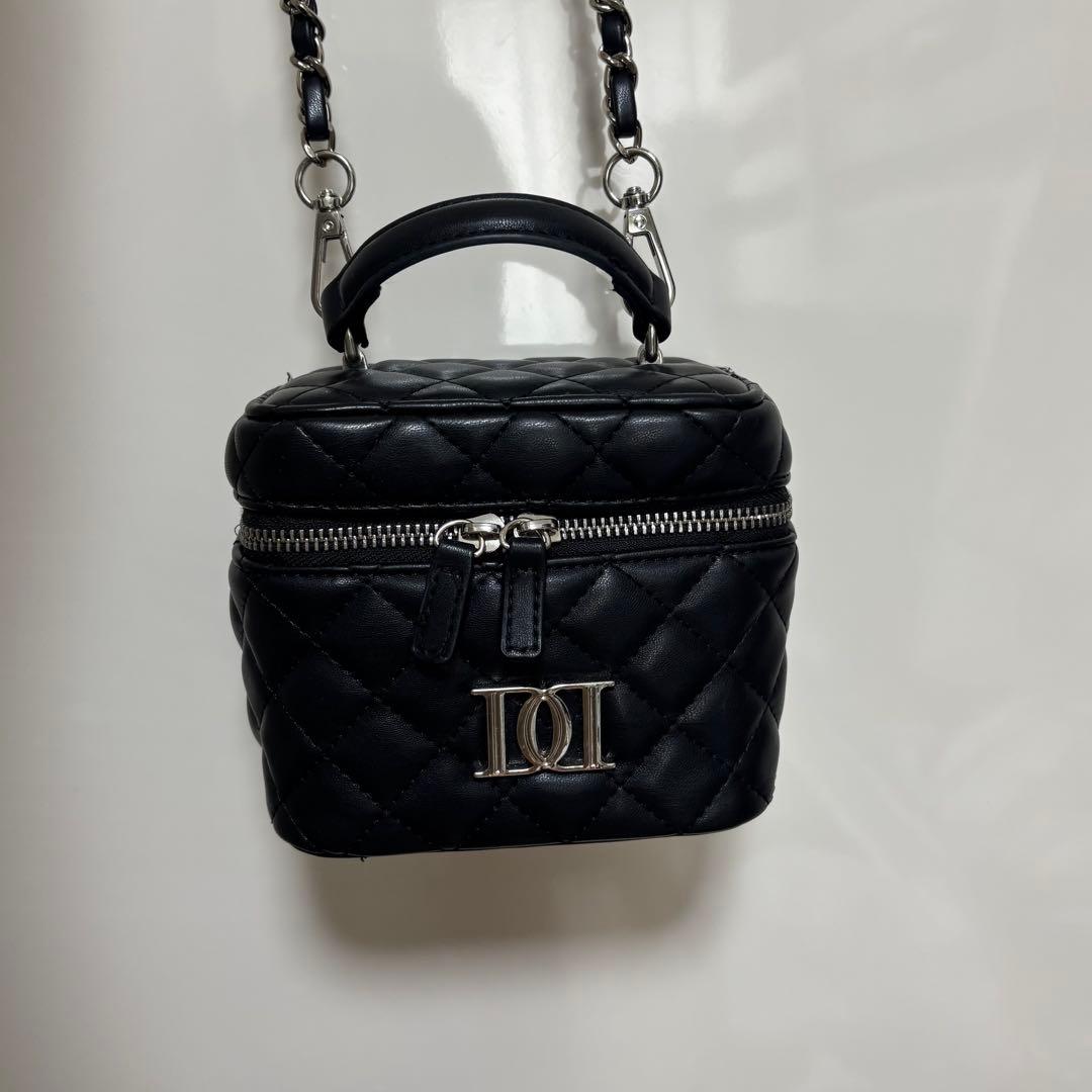 【シルバーパーツ】Darich ダーリッチ キルティングスクエアミニバッグ