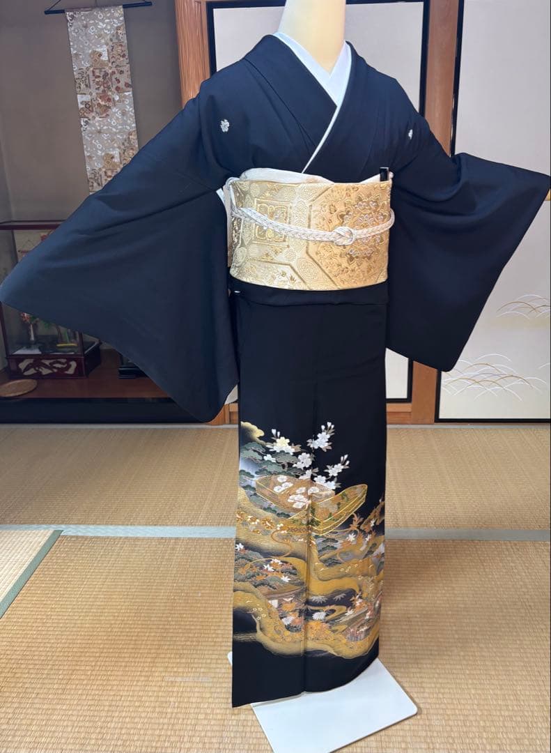 正絹豪華作家物黒留袖6点フルセット 留袖　袋帯　帯締め帯揚げ　長襦袢　末広