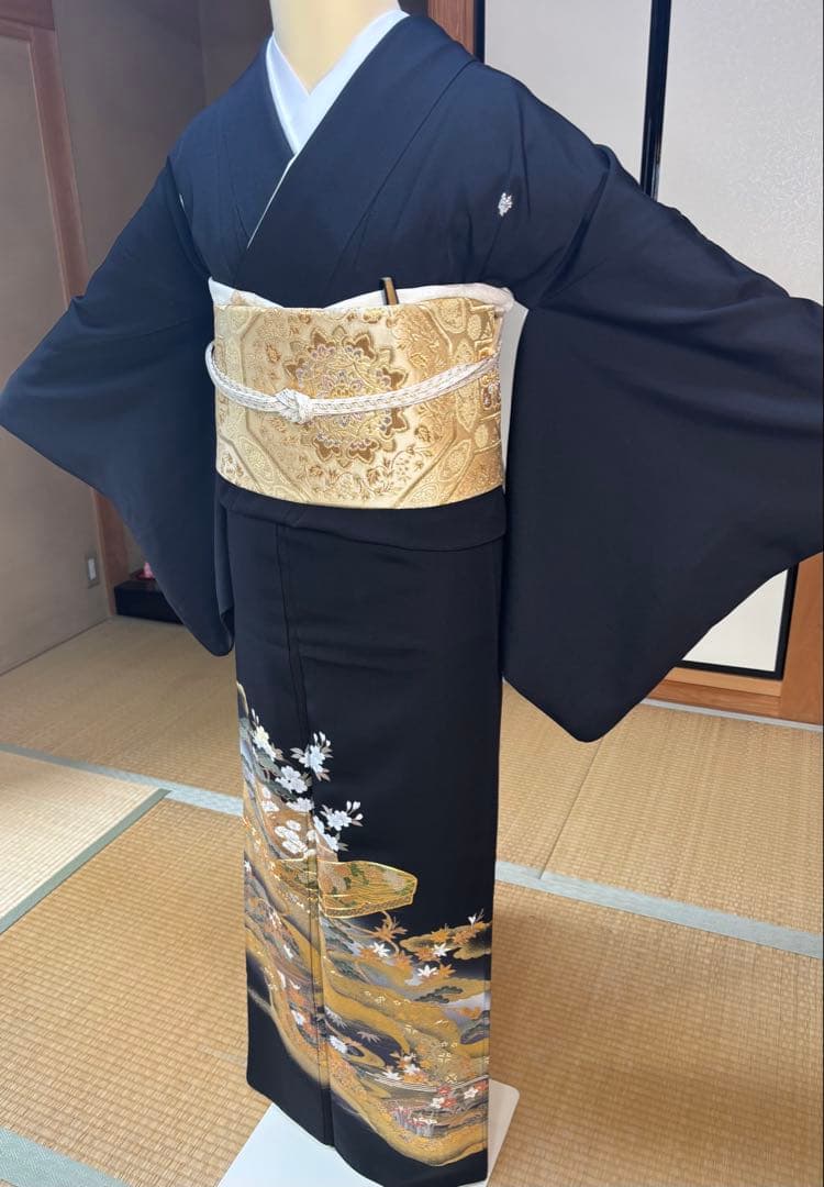 正絹豪華作家物黒留袖6点フルセット 留袖　袋帯　帯締め帯揚げ　長襦袢　末広