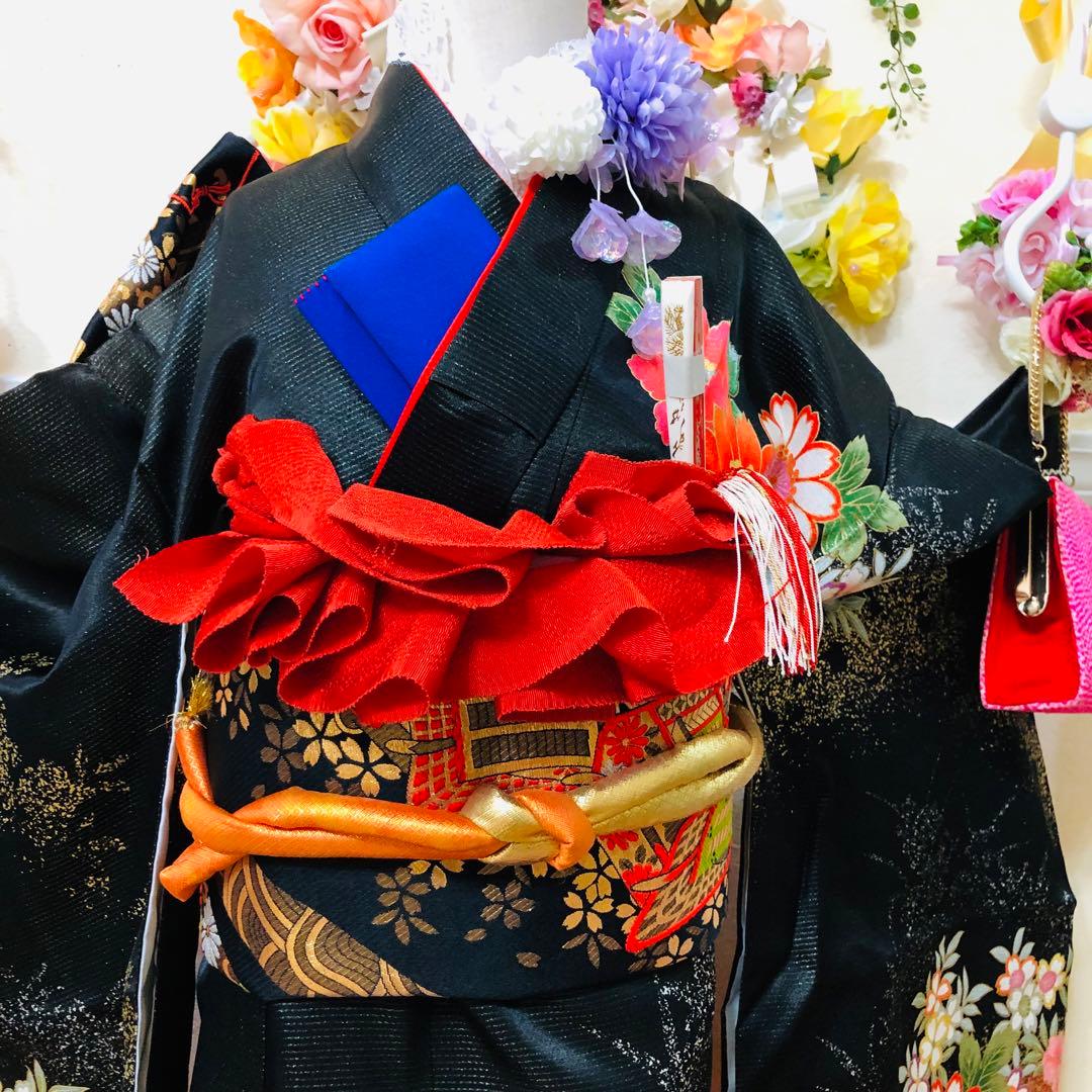 七五三七歳❣️豪華黒地ラメ花々金彩⭐︎正絹全通袋帯刺繍煌びやか⭐︎完全フルセット