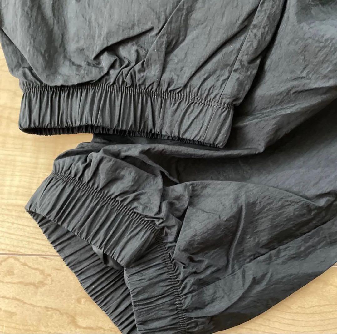 新品　ナイキ　レディース　ウィンドブレーカー　上下セットアップ　ブラック　黒　L