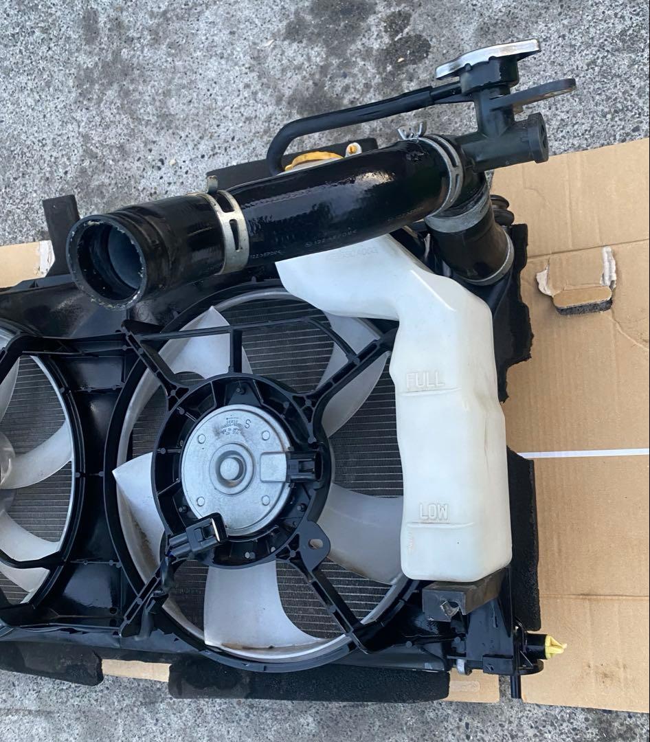 スバル SUBARU 後期 BRZ ZC6 6速 ZN6 86 ラジエーター