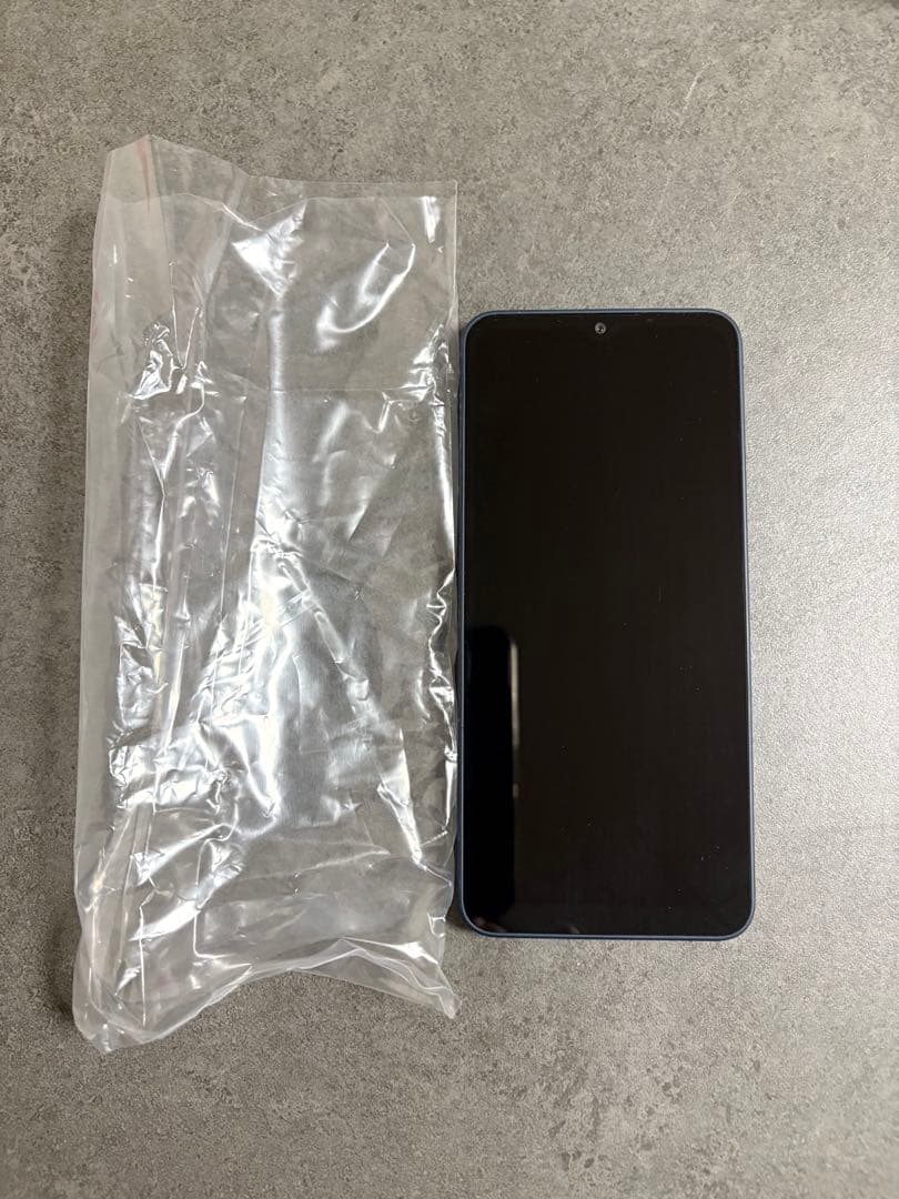 【未使用品】docomo AQUOS wish 4 ダークブルー 本体