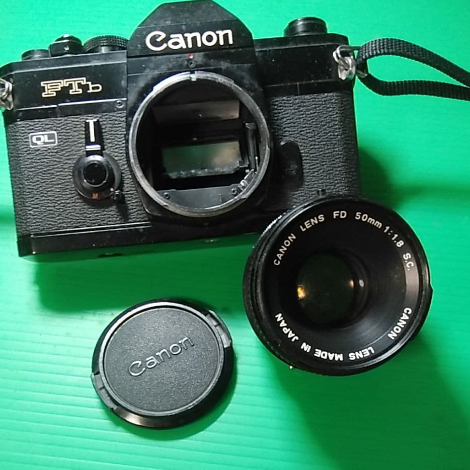 カメラ／Canon  FTb QL  770329