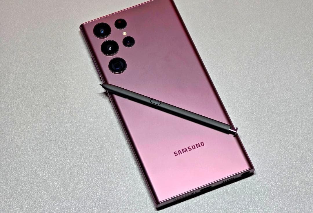 Samsung Galaxy S22 Ultra バーガンディレッド 256GB