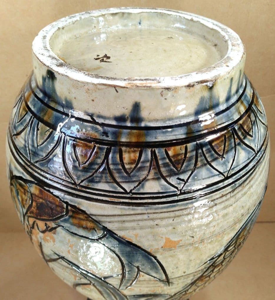 大傑作【本物保証】金城次郎 海老魚紋大壷 共箱 h38cm超 栞 人間国宝本人書