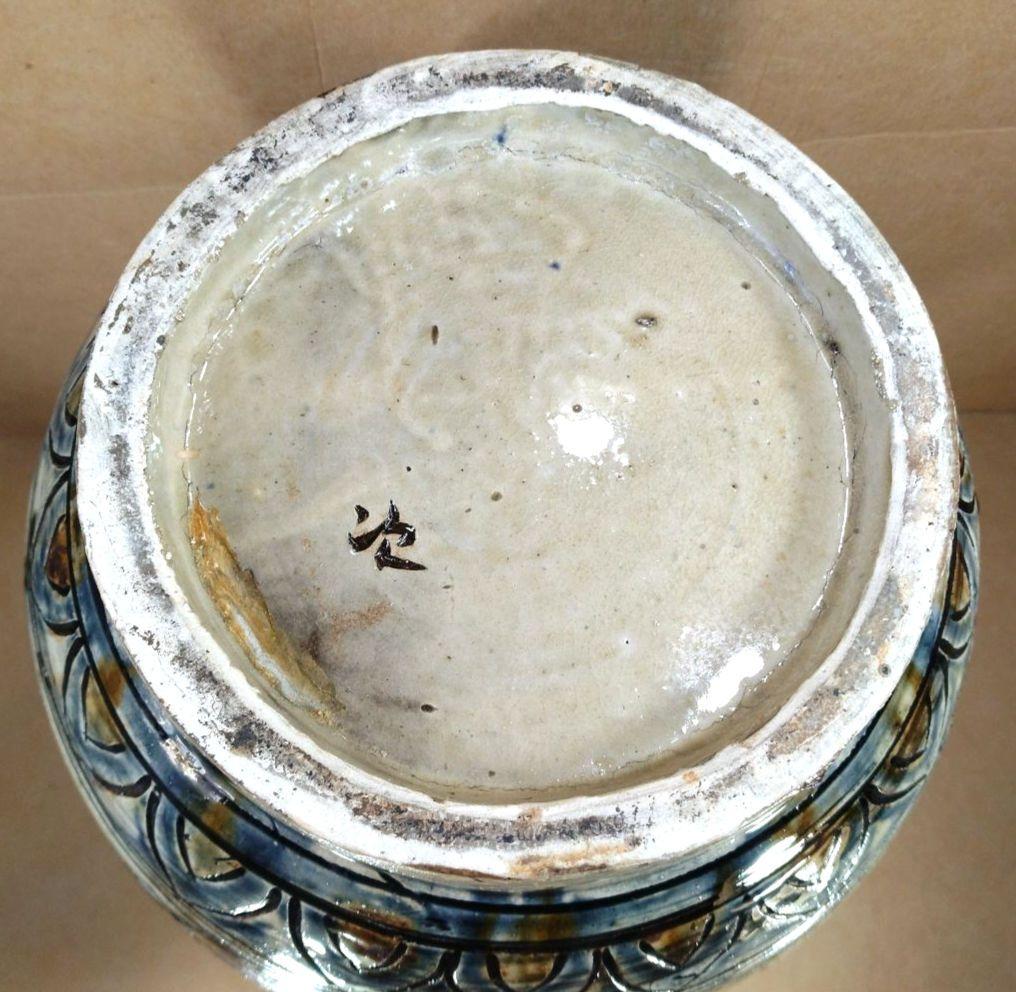 大傑作【本物保証】金城次郎 海老魚紋大壷 共箱 h38cm超 栞 人間国宝本人書