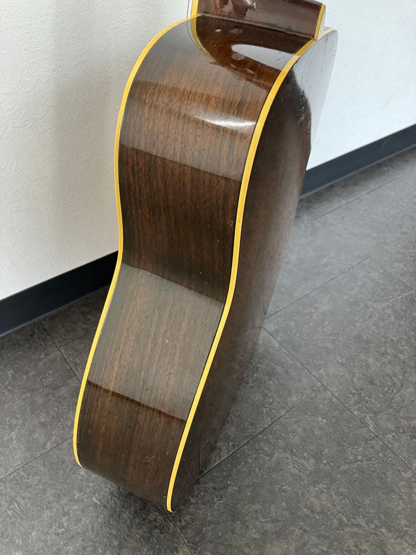 値下希少　YAMAHA アコースティックギター　FG−300J 黒ラベル　ヤマハ