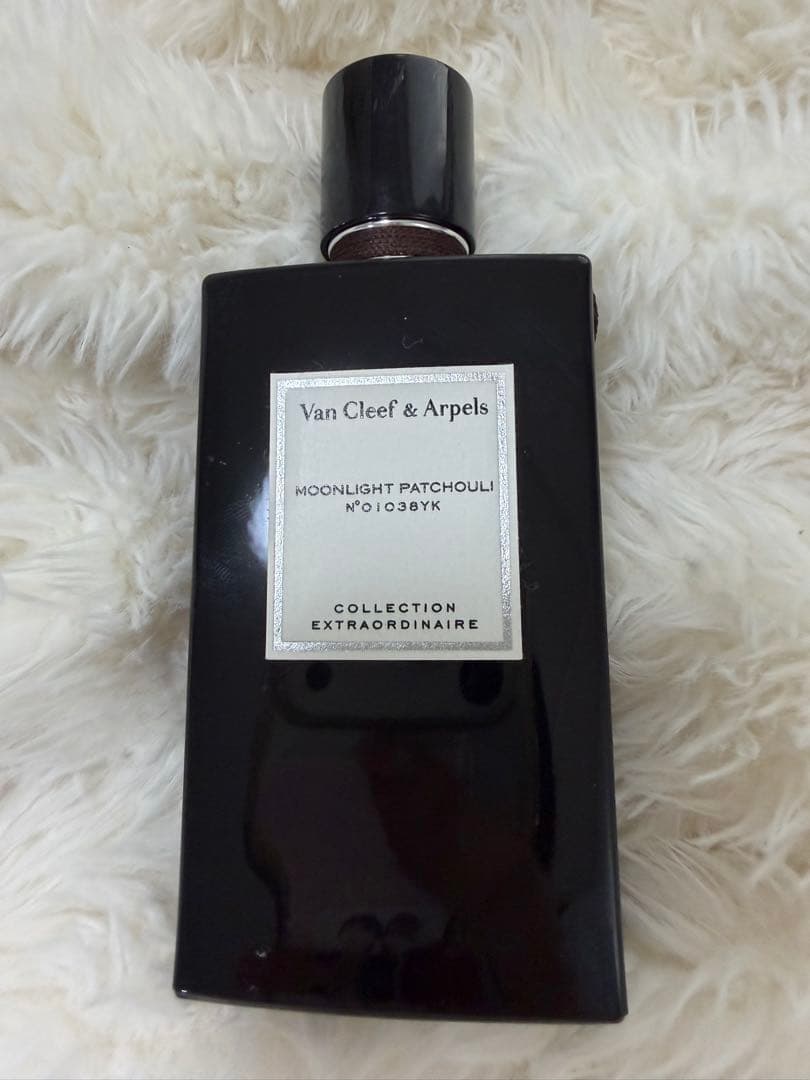 ヴァンクリーフアンドアーペル ムーンライトパチョリ 香水　45ml