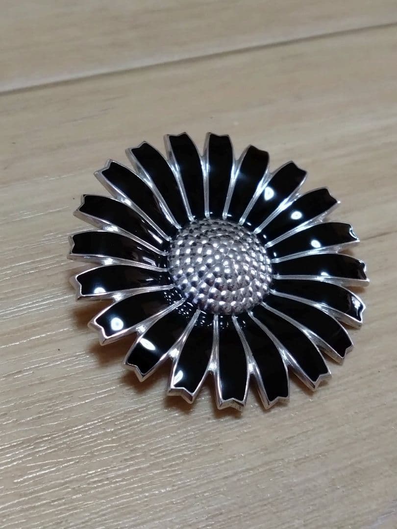   ジョージジェンセン デイジー ブローチ 925S