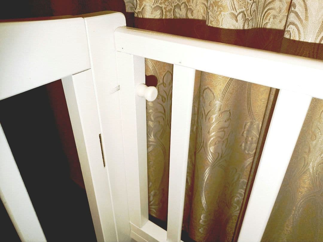 折たたみ式、木製ベビーベッド 　90×60㌢【地域限定】青森県から大阪迄