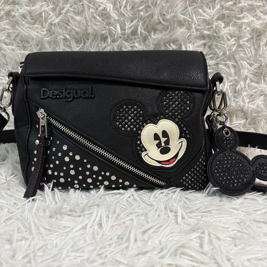 ✨未使用級/限定品✨デシグアル×ディズニー ショルダーバッグ ミッキー スタッズ