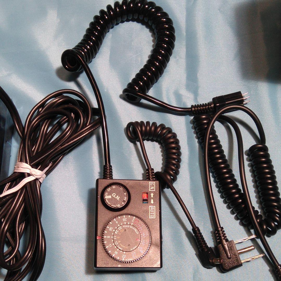 ストロボ     サンパック オ―トズ―ム ４０００