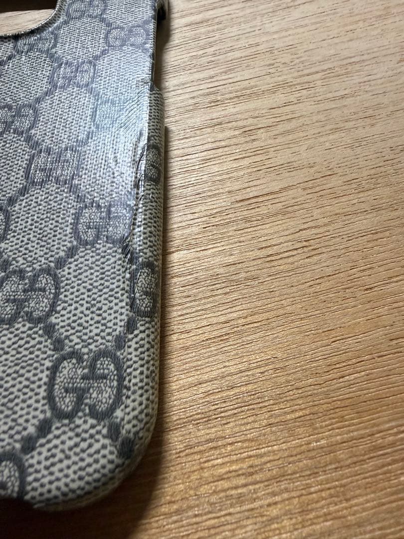 Gucci iphone 16 pro max スマホケース
