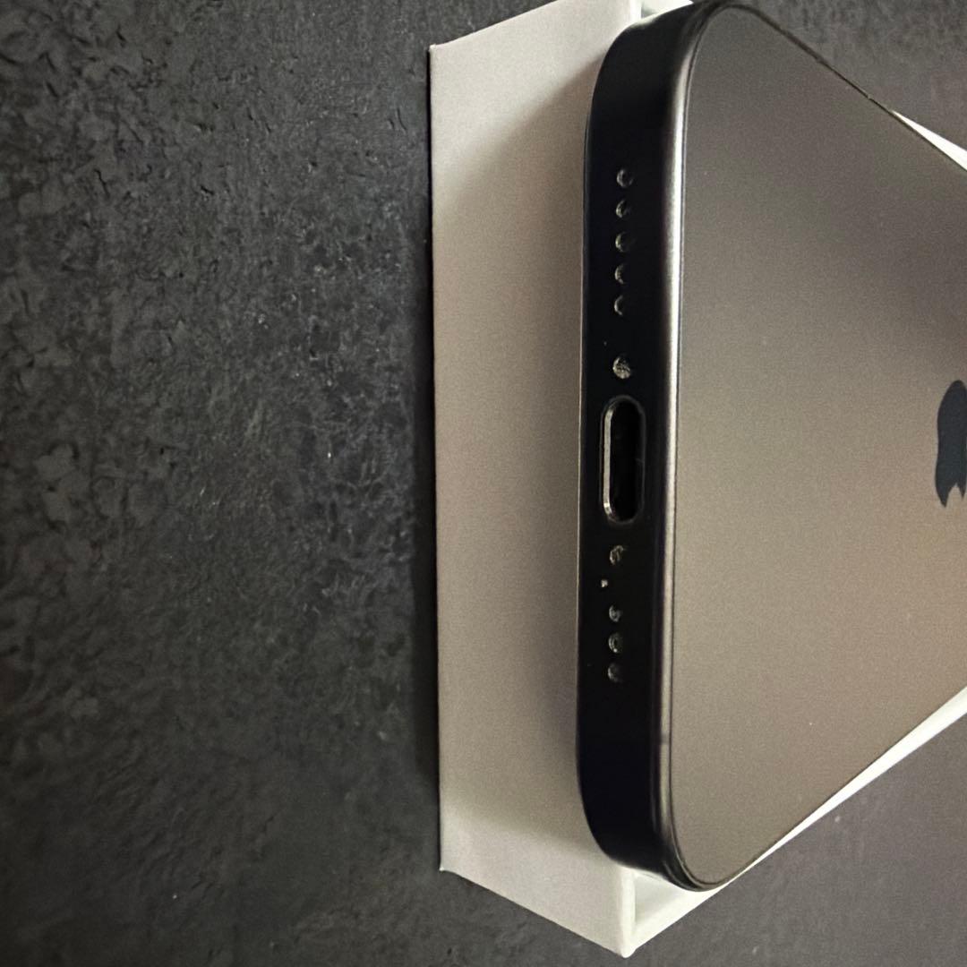 スマートフォン本体 iphone 15 pro 128GB