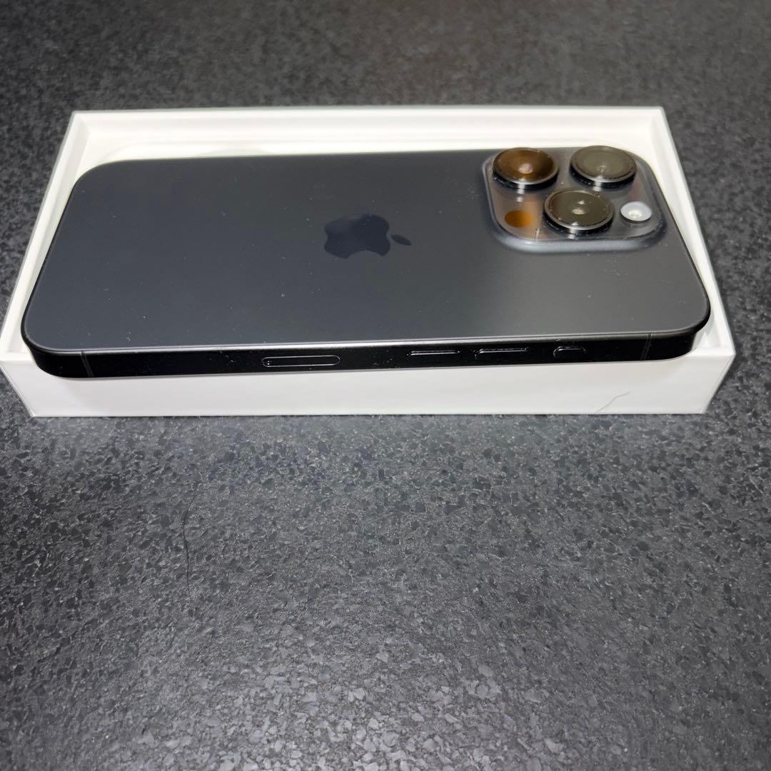 スマートフォン本体 iphone 15 pro 128GB